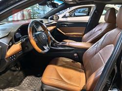 تويوتا أفالون